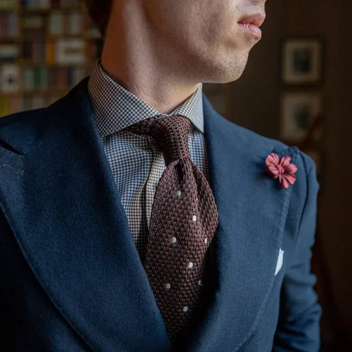 Knitted tie green dots b - representative image, shown here: Knitted tie brown dots