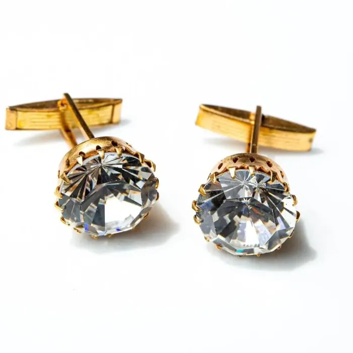 Cufflinks glass crystal Ruby square - representative image from the Cufflinks & Co. category