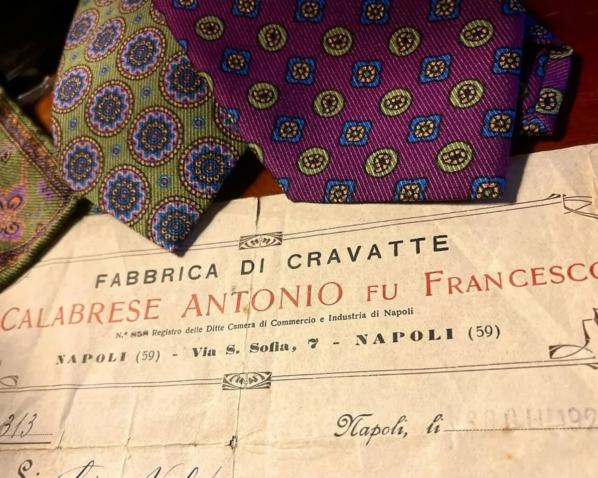Cravat Allonby